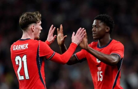 Màn thay người của Tuchel phơi bày sai lầm chuyển nhượng đắt giá của Man Utd