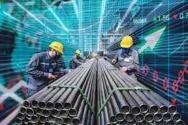 Giá thép ngày 31/3: Hòa Phát tăng giá thép xây dựng thêm 600 đồng/kg