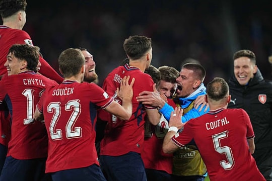 CH Séc hạ Đan Mạch 3-1 trên chấm luân lưu: Chính thức giành vé dự World Cup