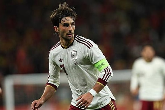 Ferran Torres trở thành mục tiêu ưu tiên của Man Utd: Bài toán chiến thuật của Michael Carrick