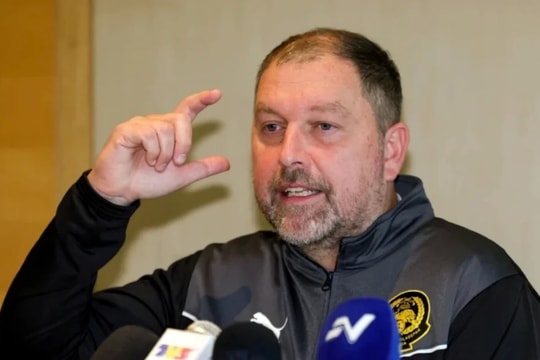 Việt Nam thắng Malaysia 3-1: HLV Peter Cklamovski gây sốc khi tuyên bố xứng đáng đi tiếp