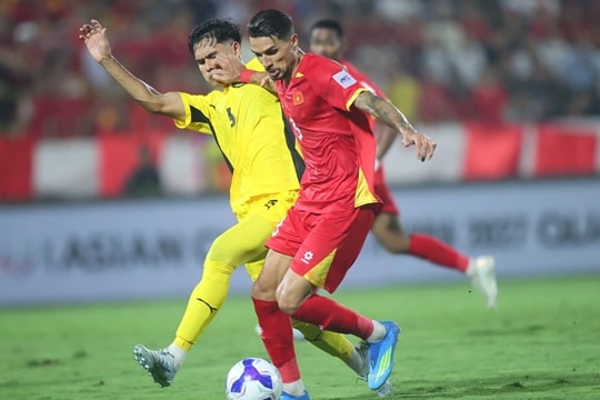 Tuyển Việt Nam lột xác với dàn sao trên 1,80m: Vũ khí không chiến của HLV Kim Sang-sik