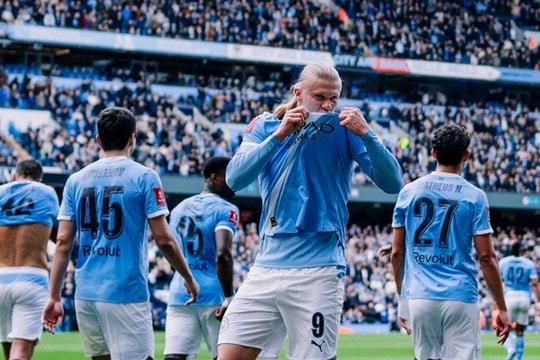 Haaland lập hat-trick, Man City đè bẹp Liverpool 4-0 tại tứ kết FA Cup