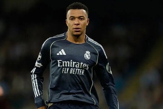 Kylian Mbappe và tháng sinh tử định đoạt vị thế tại Real Madrid