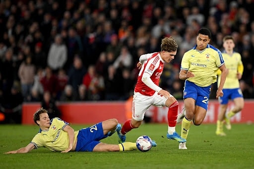 Max Dowman tỏa sáng rực rỡ trong ngày Arsenal dừng bước tại FA Cup