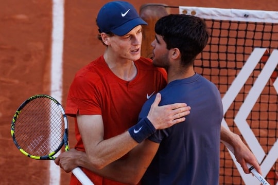 Đại chiến đất nện 2026: Sinner đứng trước cơ hội lớn soán ngôi Alcaraz