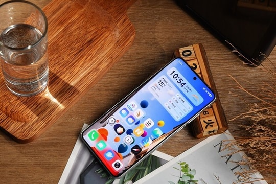 Bảng giá sửa chữa vivo X300 Ultra: Chi phí bo mạch chủ cao nhất 16 triệu đồng