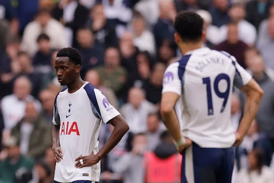 Tottenham và cuộc chiến trụ hạng: Thống kê chỉ ra cơ hội thoát hiểm cuối cùng
