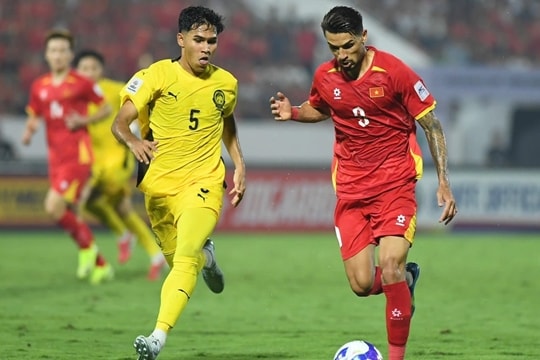 CĐV Thái Lan tranh cãi về làn sóng nhập tịch 100% gốc ngoại của Đội tuyển Việt Nam