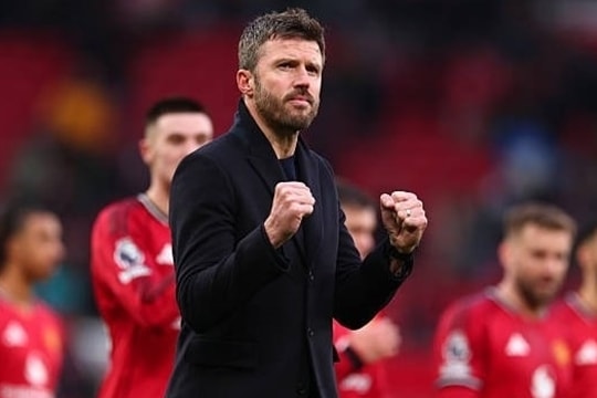 Man United nhận ngân sách 100 triệu bảng nếu Michael Carrick giành vé dự Champions League