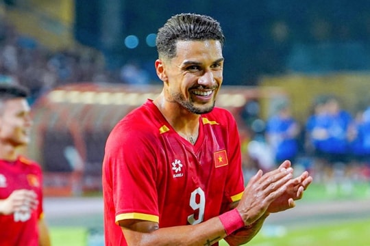 Bóng đá Việt Nam: Tuyển futsal thắng đậm, Hoàng Hên được CLB Malaysia săn đón