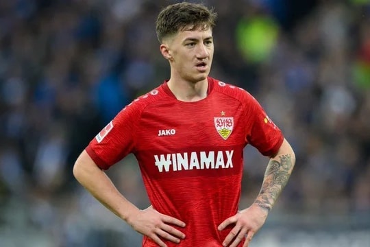 Sai lầm của Hansi Flick và bài học đắt giá về đào tạo trẻ tại Bayern Munich