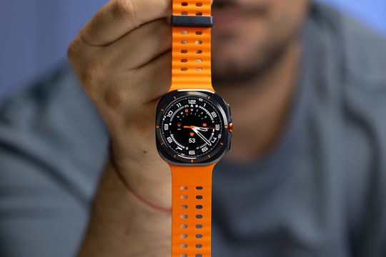 Galaxy Watch Ultra 2 lộ diện: Nâng cấp kết nối 5G và sức mạnh từ chip Snapdragon