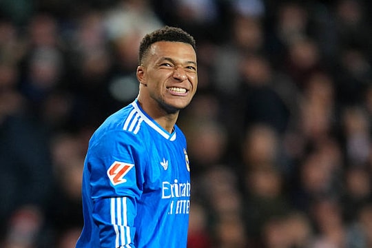 Nghịch lý Real Madrid: Khi dàn sao Galacticos trở thành 'gánh nặng' chiến thuật