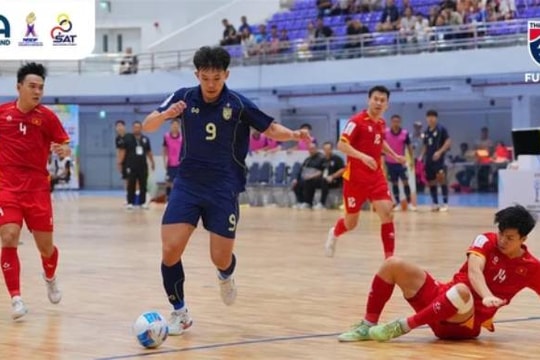 Tuyển Futsal Việt Nam thua Thái Lan 2-4: Sai lầm nghiệt ngã và kịch bản bán kết