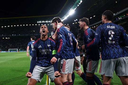 Arsenal hạ Sporting tại Champions League: Lời khẳng định bản lĩnh giữa tâm bão