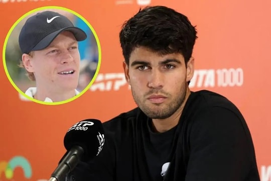 Monte Carlo Masters: Carlos Alcaraz kinh ngạc trước thể lực bền bỉ của Jannik Sinner