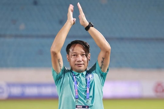 HLV Vũ Hồng Việt hồi sinh Nam Định với chuỗi 5 trận thắng liên tiếp tại V-League