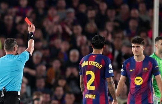 Atletico Madrid hạ gục Barcelona 2-0: Bản lĩnh Simeone và bước ngoặt thẻ đỏ tại Camp Nou