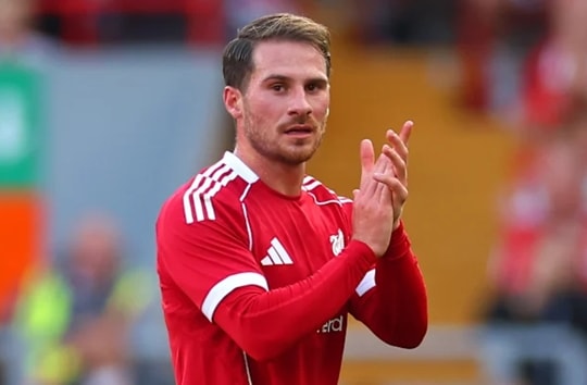 Real Madrid đổi Camavinga lấy Mac Allister, AC Milan săn đón Lewandowski