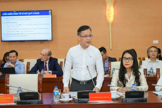 Các ngân hàng đồng thuận giảm lãi suất huy động và cho vay sau cuộc họp với Ngân hàng Nhà nước