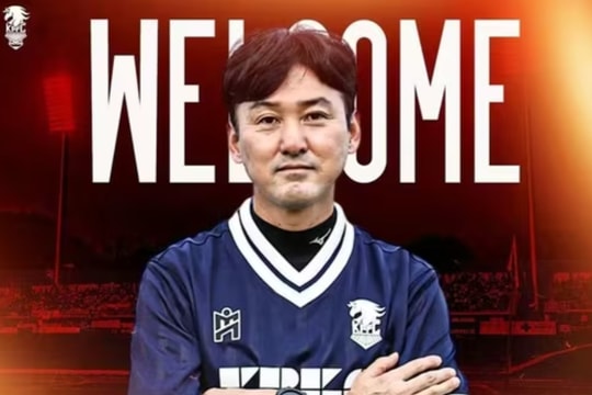 Cựu trợ lý tuyển Việt Nam Lee Jung-soo nhận sứ mệnh giải cứu Kanchanaburi tại Thai League