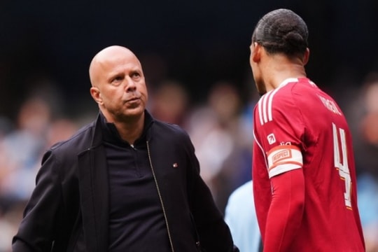 Liverpool chạm trán Fulham: Bài kiểm tra bản lĩnh của Arne Slot tại Anfield