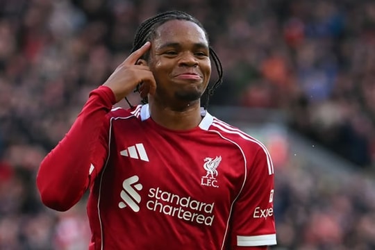 Chấm điểm Liverpool thắng Fulham 2-0: Rio Ngumoha rực sáng, Salah giải cơn khát bàn thắng