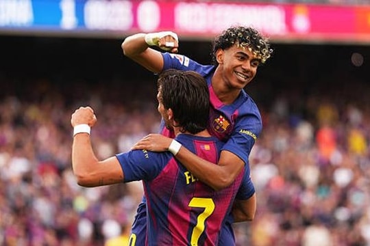 Barcelona đè bẹp Espanyol 4-1: Lamine Yamal rực sáng, nới rộng cách biệt với Real Madrid
