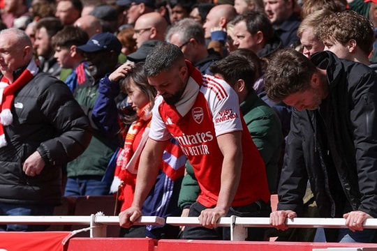 Arsenal và hố sâu ngăn cách tại Emirates: Khi triết lý của Arteta bị phản đối