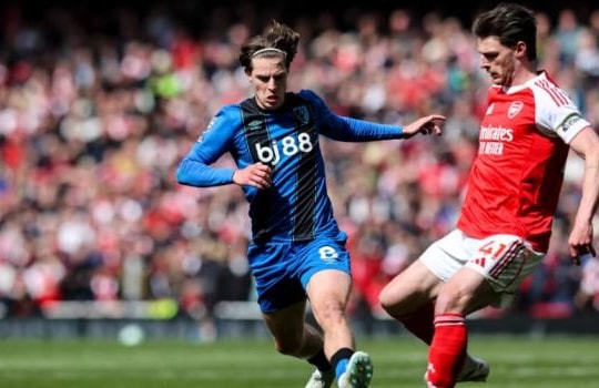 Alex Scott tỏa sáng trong chiến thắng trước Arsenal: Màn chào hàng hoàn hảo cho Man Utd