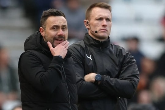 Tottenham rơi vào nhóm xuống hạng: Cuộc chiến sinh tử tại Ngoại hạng Anh 2025/26