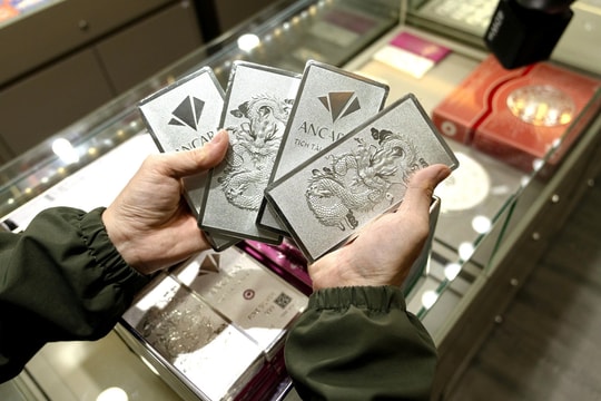 Giá bạc hôm nay 13/4/2026: Trong nước và thế giới giảm mạnh