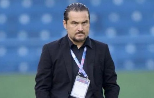 HLV Velizar Popov nhận án phạt cực nặng: Thể Công Viettel đứng trước nguy cơ lỡ hẹn ngôi vương