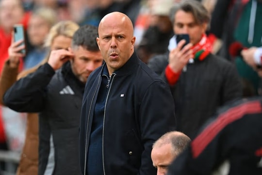 Liverpool vs PSG: Hai điều chỉnh chiến thuật để Arne Slot tái hiện 'đêm Anfield huyền diệu'