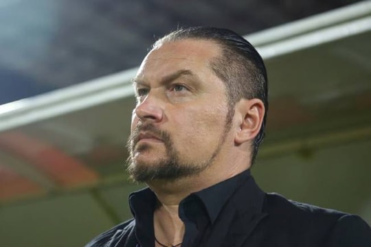 HLV Velizar Popov bị cấm 4 trận: Án phạt nặng và lời thề đấu tranh vì công bằng