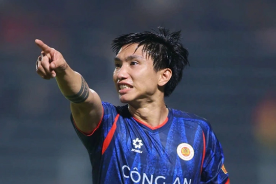 Giá trị chuyển nhượng Đoàn Văn Hậu giảm sâu về mức 150.000 euro do chấn thương