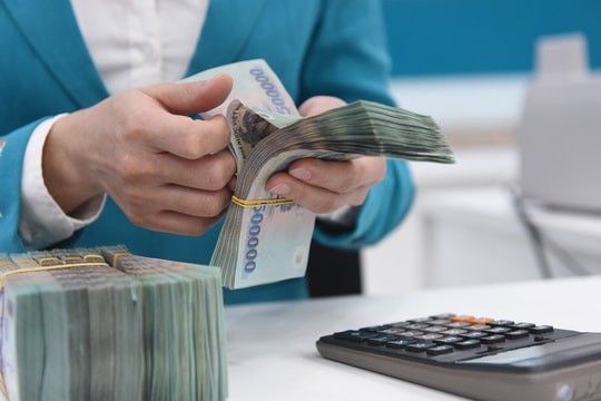 Lãi suất ngân hàng hôm nay 14/4/2026: Tiếp tục giảm tại nhiều ngân hàng