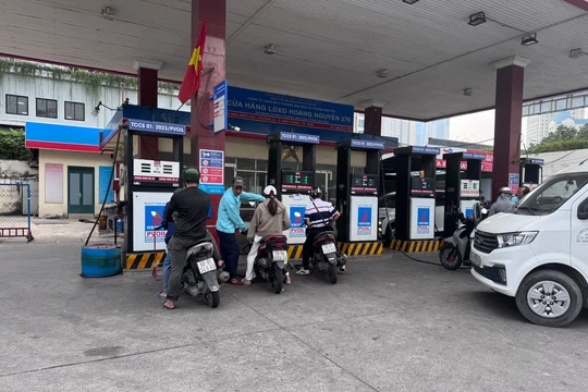 Giá xăng dầu hôm nay 16/4/2026: Bảng giá xăng dầu Petrolimex, PVOIL, Mipec