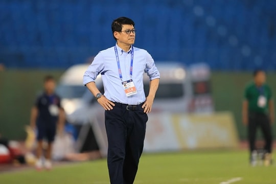 HLV Bae Ji-won thay ông Vũ Tiến Thành dẫn dắt CLB Ninh Bình từ mùa 2026-2027