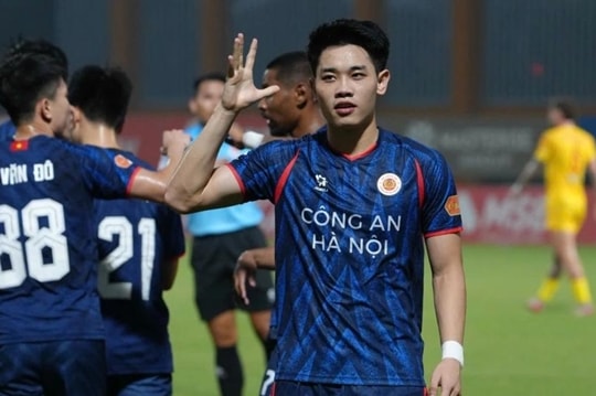 V.League vòng 18: Dàn sao U23 bước ra ánh sáng và trực tiếp định đoạt cuộc chơi