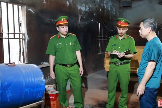 Ngõ hẹp, xưởng kín, vật liệu dễ cháy, làng mộc Thái Yên đối mặt nguy cơ hỏa hoạn