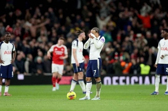 Tottenham đối mặt nguy cơ xuống hạng lịch sử với tỷ lệ rủi ro 48,68%