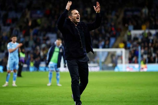 Frank Lampard đưa Coventry City thăng hạng: Đỉnh cao mới của Thế hệ Vàng trên sa bàn