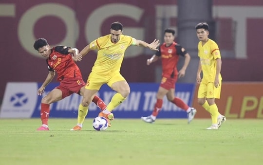 Ninh Bình phô diễn sức mạnh dàn sao, đè bẹp PVF-CAND 3-0 tại V-League