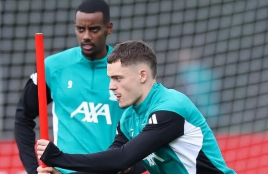 Liverpool lâm nguy: Dự án 450 triệu bảng của Arne Slot bên bờ vực sụp đổ