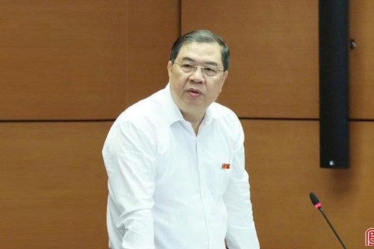 Đoàn ĐBQH Hà Tĩnh đóng góp nhiều ý kiến tâm huyết về các dự thảo nghị quyết