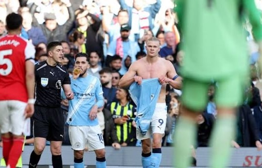 Man City hạ Arsenal 2-1: Erling Haaland tạo bước ngoặt cho cuộc đua vô địch