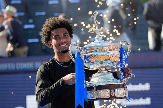 Hành trình ngựa ô rực rỡ của Arthur Fils: Đánh bại Rublev, vô địch Barcelona Open 2026
