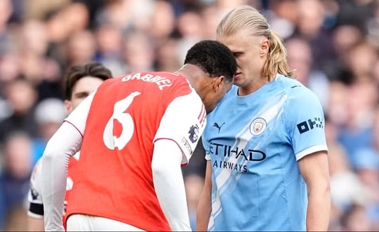 Arsenal gục ngã tại Etihad: Gabriel tái hiện thảm họa trong ngày Haaland rực sáng